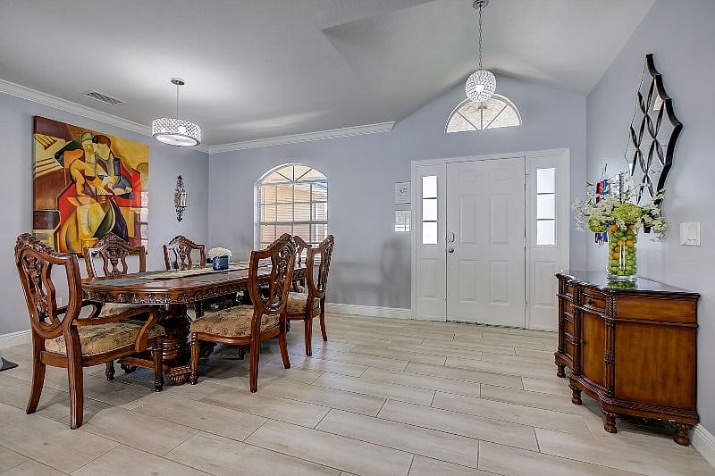 Furnished Finder property 566219_1 photo 9