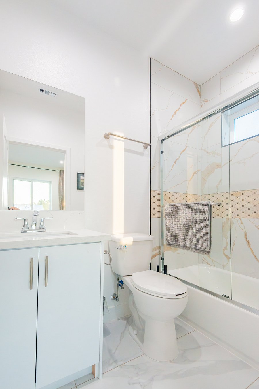 Furnished Finder property 566224_1 photo 18