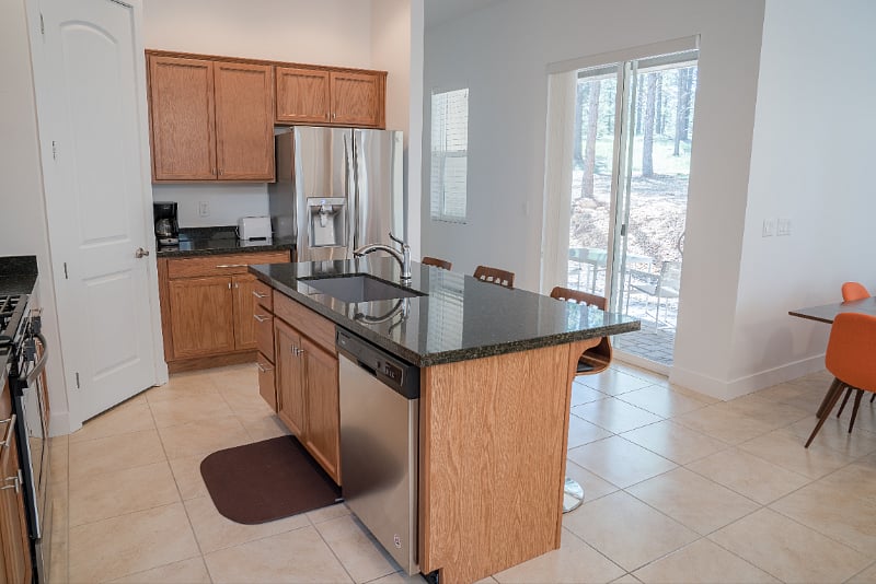 Furnished Finder property 566260_1 photo 13