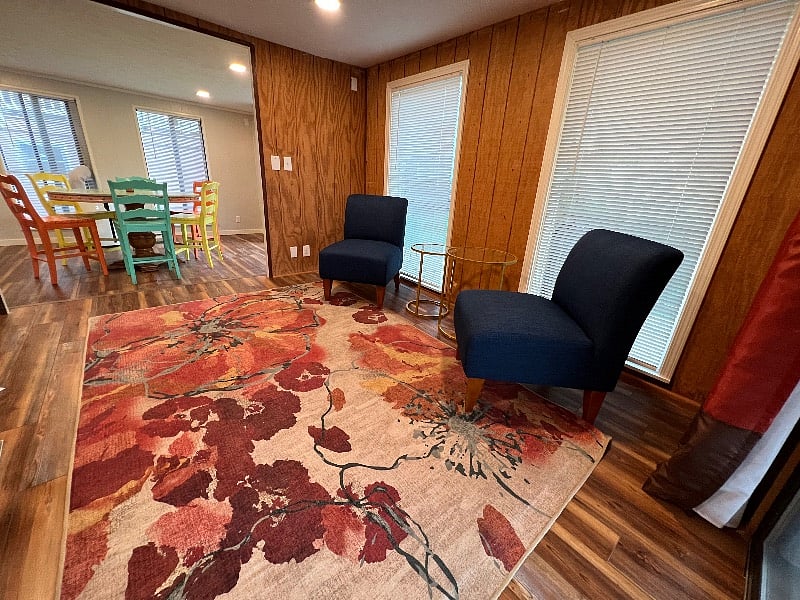 enclosed sunroom