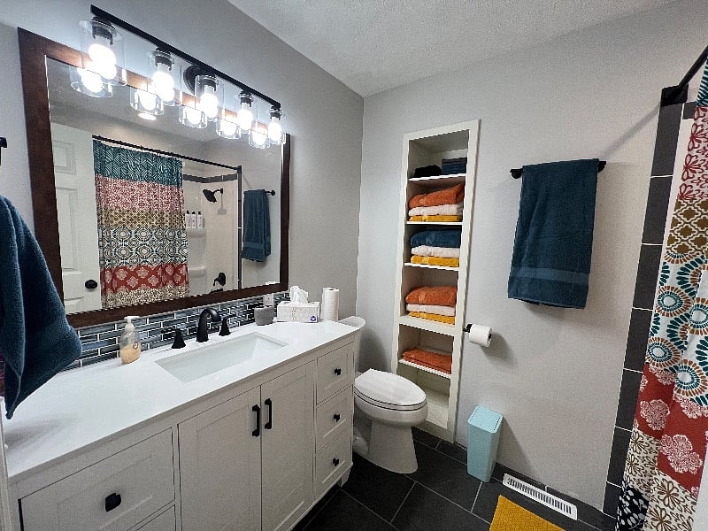 Main Bathroom