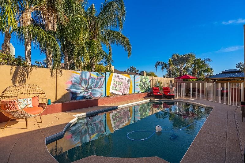 Furnished Finder property 566296_1 photo 4
