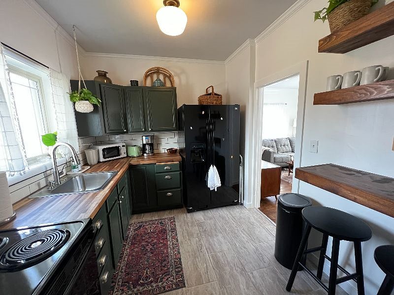 Furnished Finder property 566299_1 photo 28