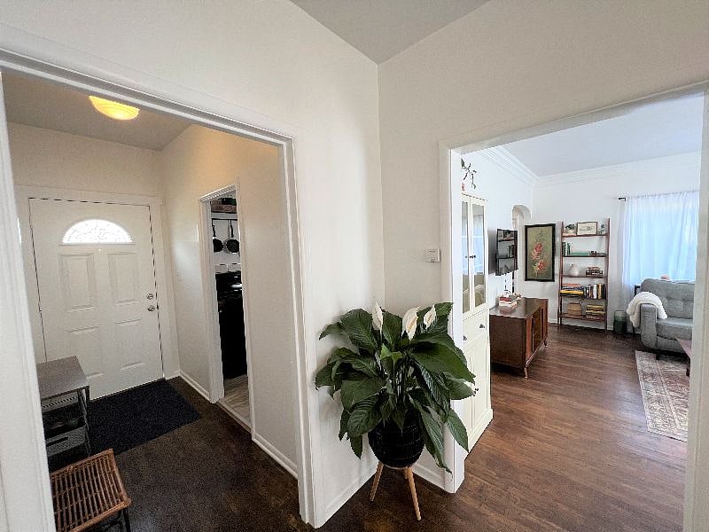Furnished Finder property 566299_1 photo 35