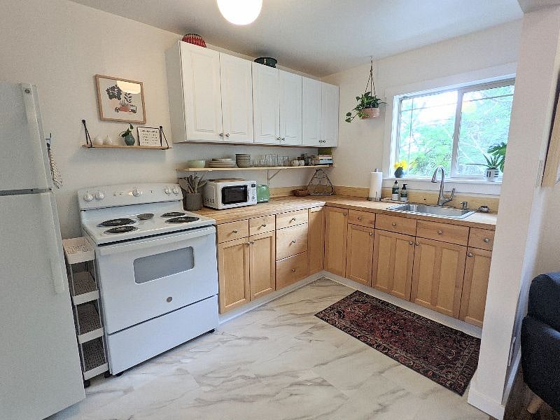 Furnished Finder property 566299_3 photo 11
