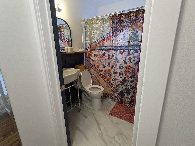 Furnished Finder property 566299_3 photo 17