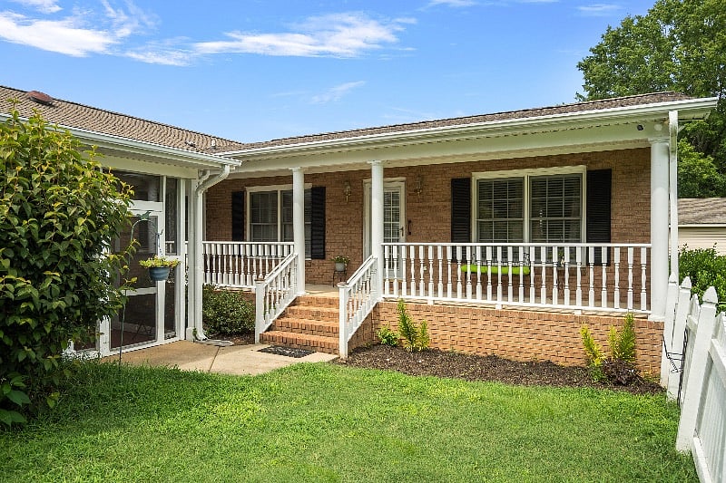 Outside view of cottage