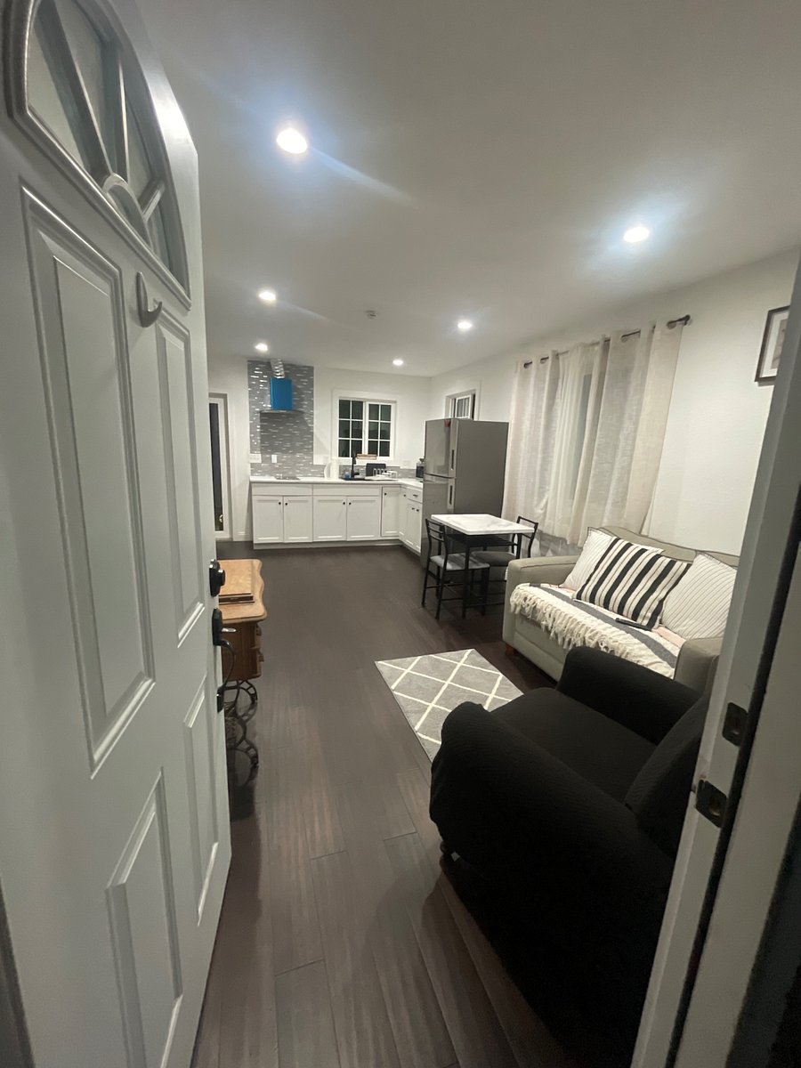 Furnished Finder property 566377_1 photo 3