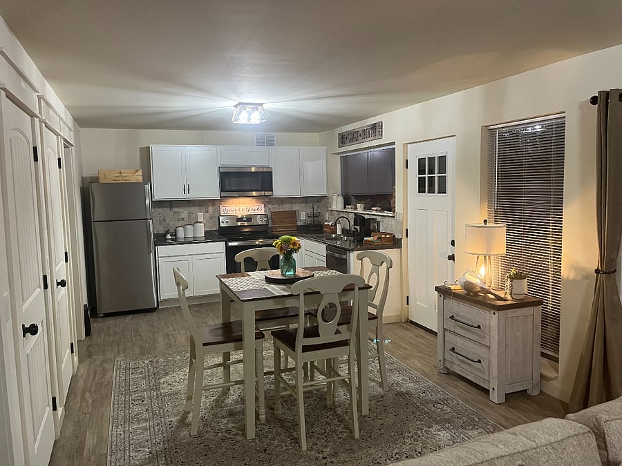 Furnished Finder property 566379_1 photo 4