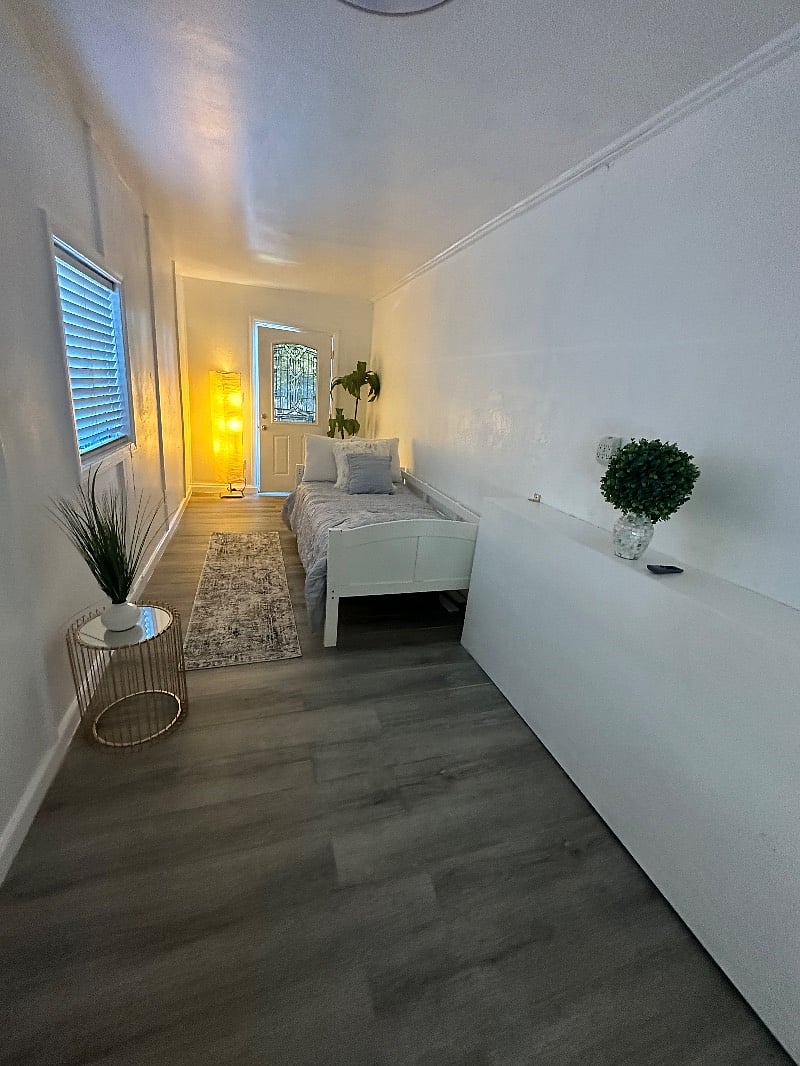 Furnished Finder property 566395_1 photo 3