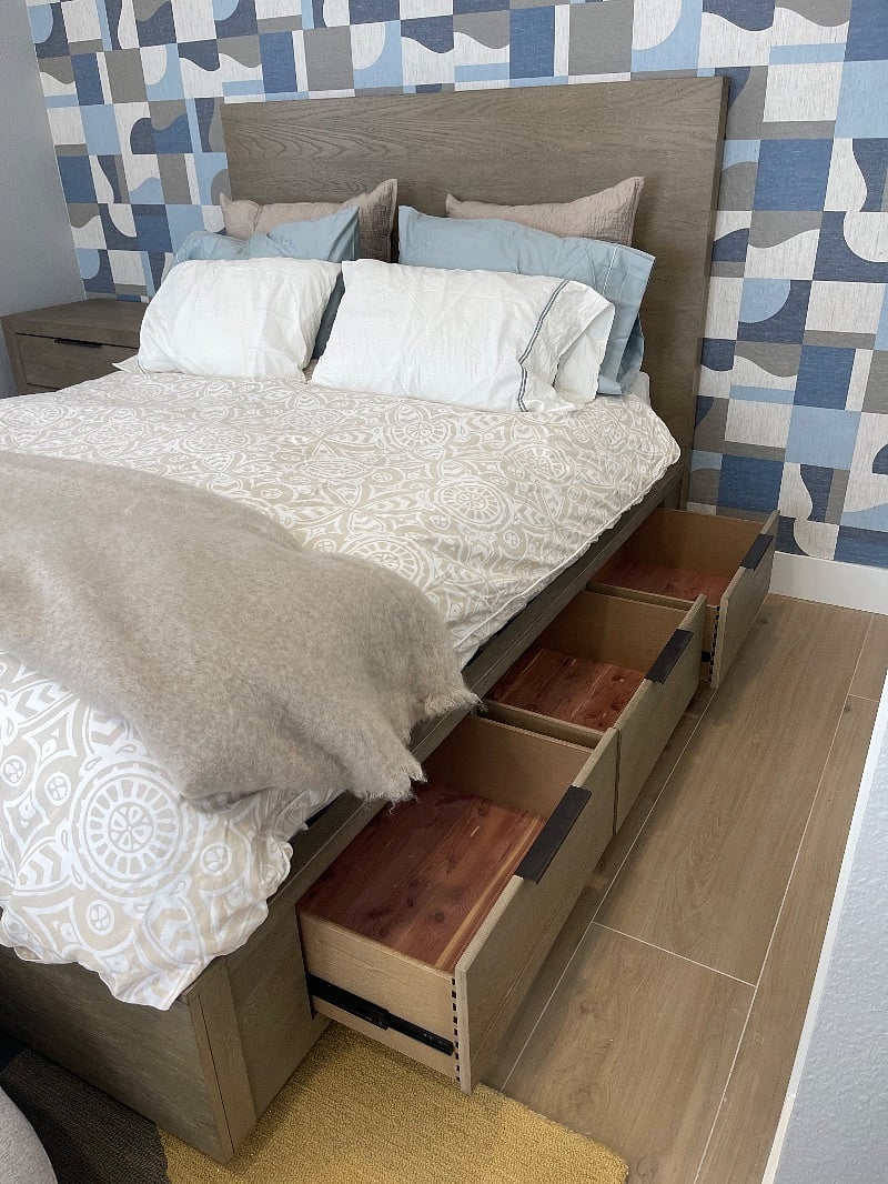 Extra storage built in under bed