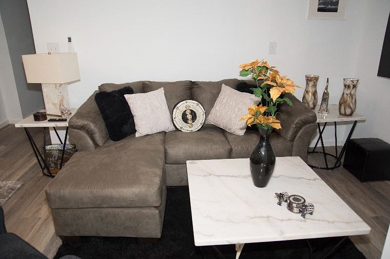 Furnished Finder property 566401_1 photo 9