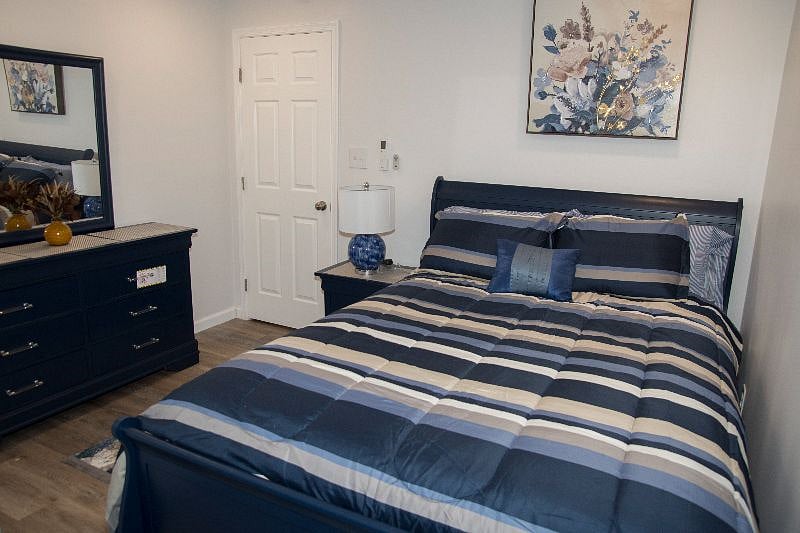 Furnished Finder property 566401_1 photo 17