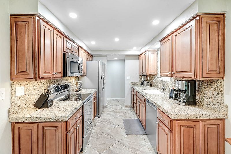Furnished Finder property 566466_1 photo 6