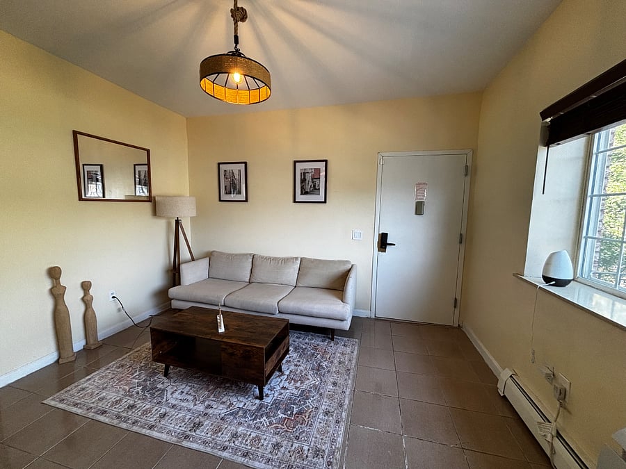 Furnished Finder property 566524_1 photo 3