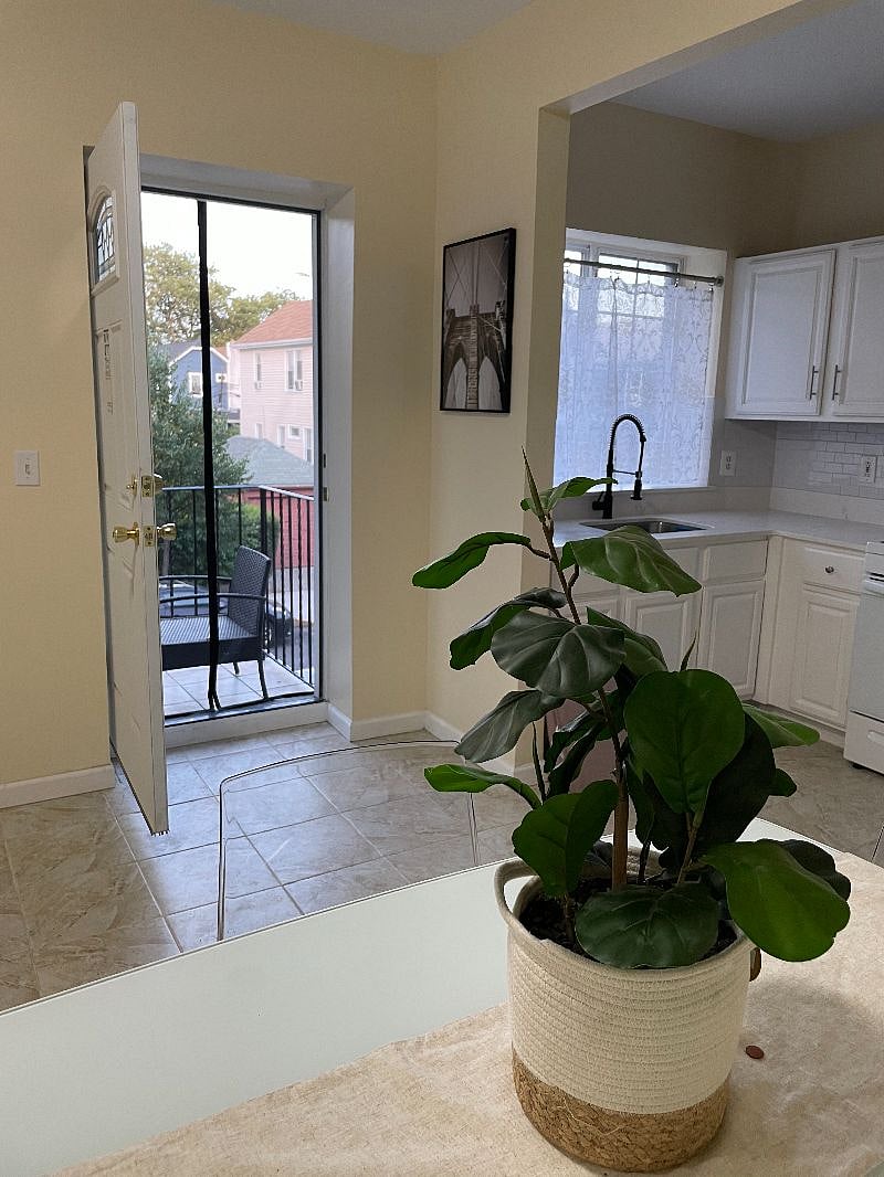 Furnished Finder property 566524_2 photo 4