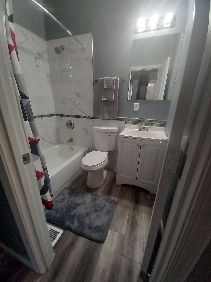 Furnished Finder property 566609_1 photo 8
