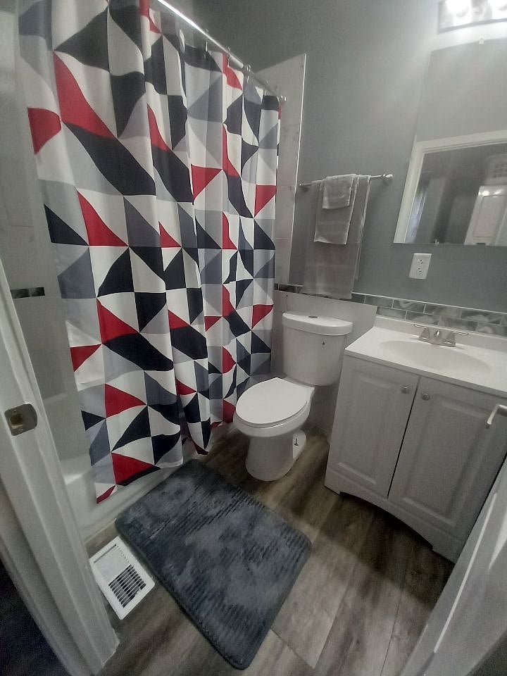 Furnished Finder property 566609_1 photo 4