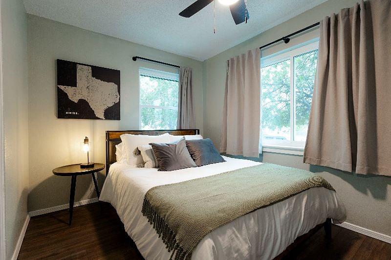 Furnished Finder property 566619_1 photo 10