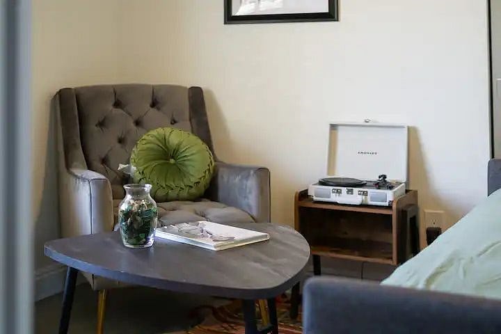 Furnished Finder property 566683_1 photo 10