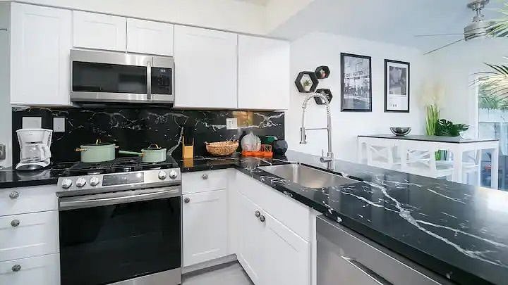 Furnished Finder property 566683_1 photo 6