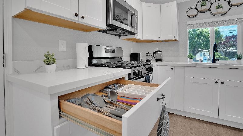 Furnished Finder property 566734_1 photo 12