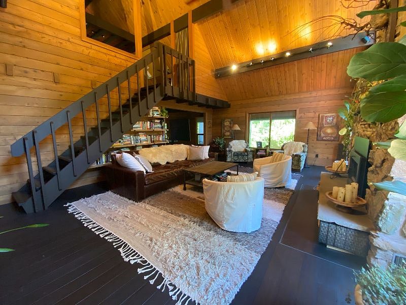 Furnished Finder property 566737_1 photo 3