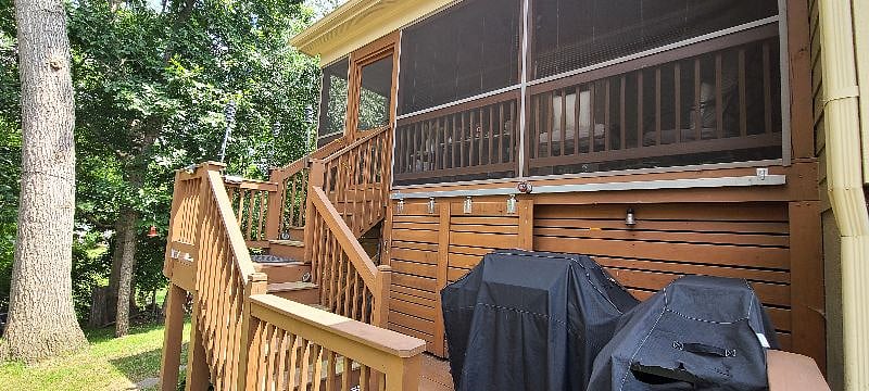 Gas grill available just outside the screened patio