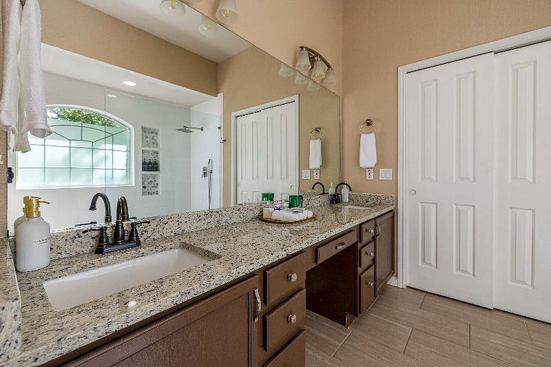Furnished Finder property 566758_1 photo 11
