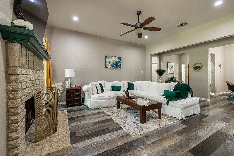 Furnished Finder property 566758_1 photo 3