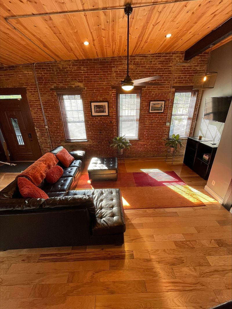 Furnished Finder property 566767_1 photo 24