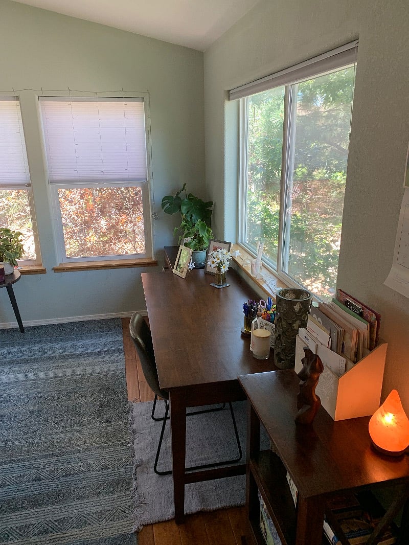 Light filled work and rest space (the treehouse). 