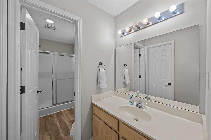 Furnished Finder property 566805_1 photo 11