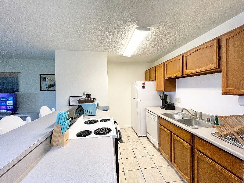 Furnished Finder property 566813_1 photo 11