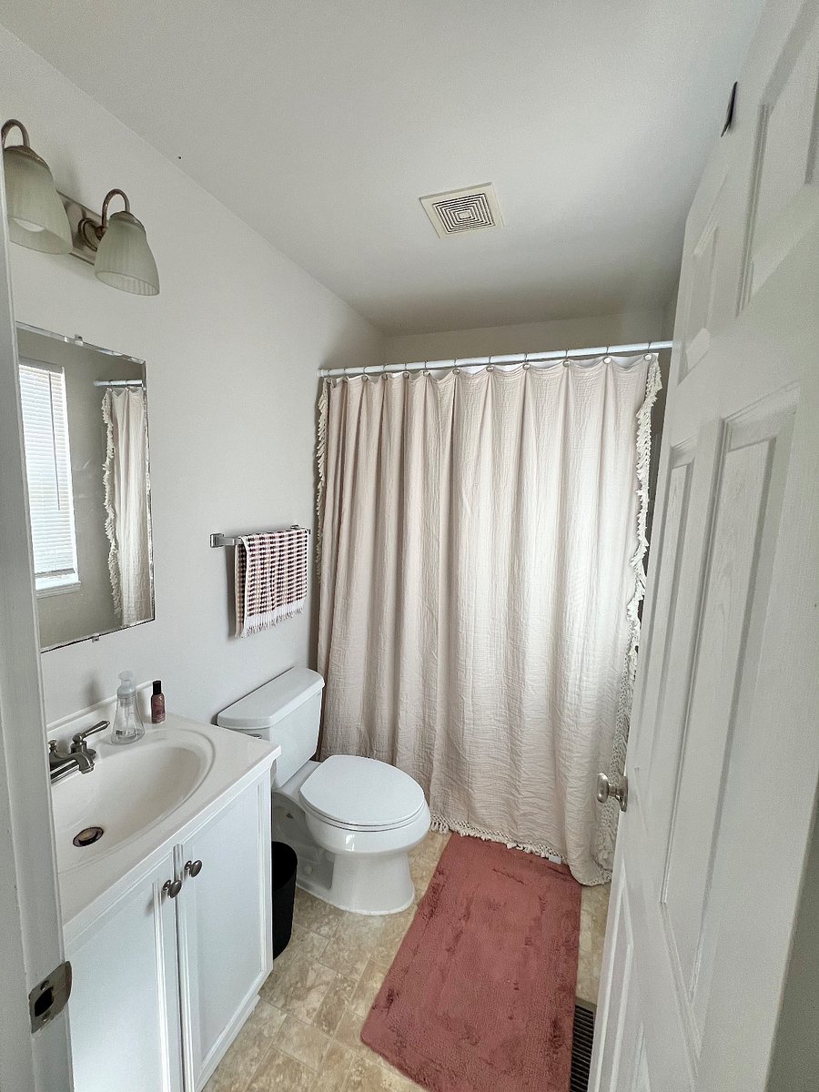 Furnished Finder property 566838_1 photo 13