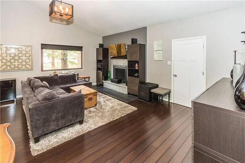 Furnished Finder property 566878_1 photo 6
