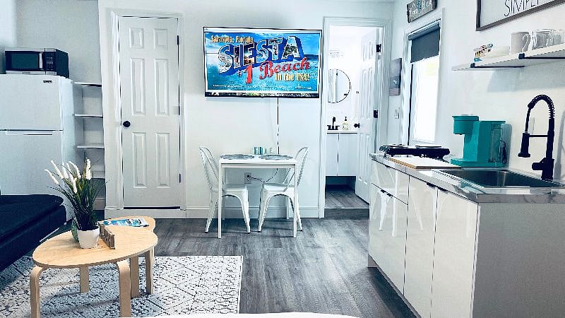 Furnished Finder property 566882_1 photo 3