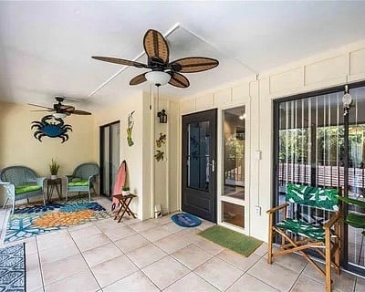 Front lanai