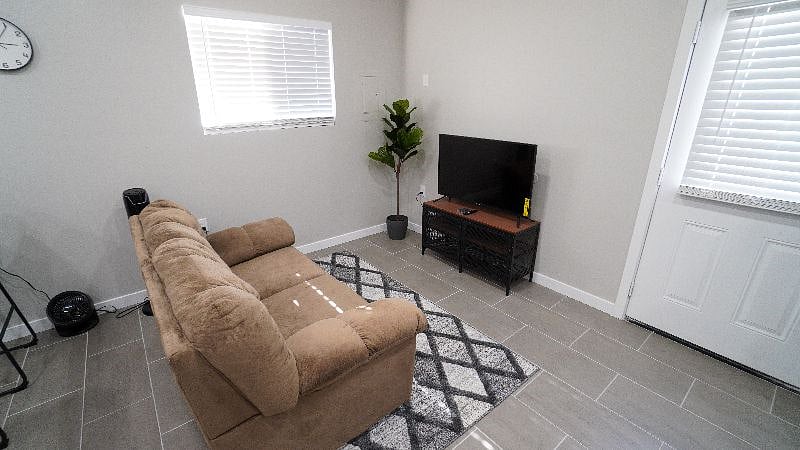 Furnished Finder property 566923_1 photo 14