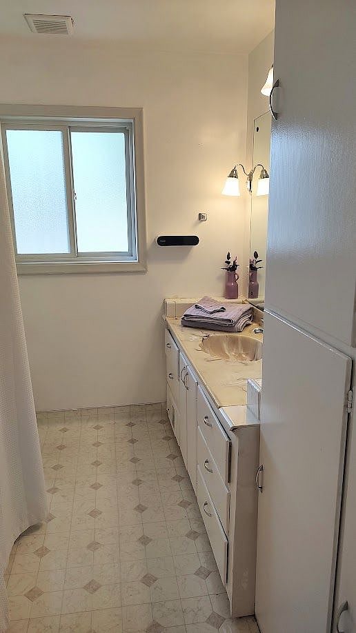 View into Private Bath from Hallway