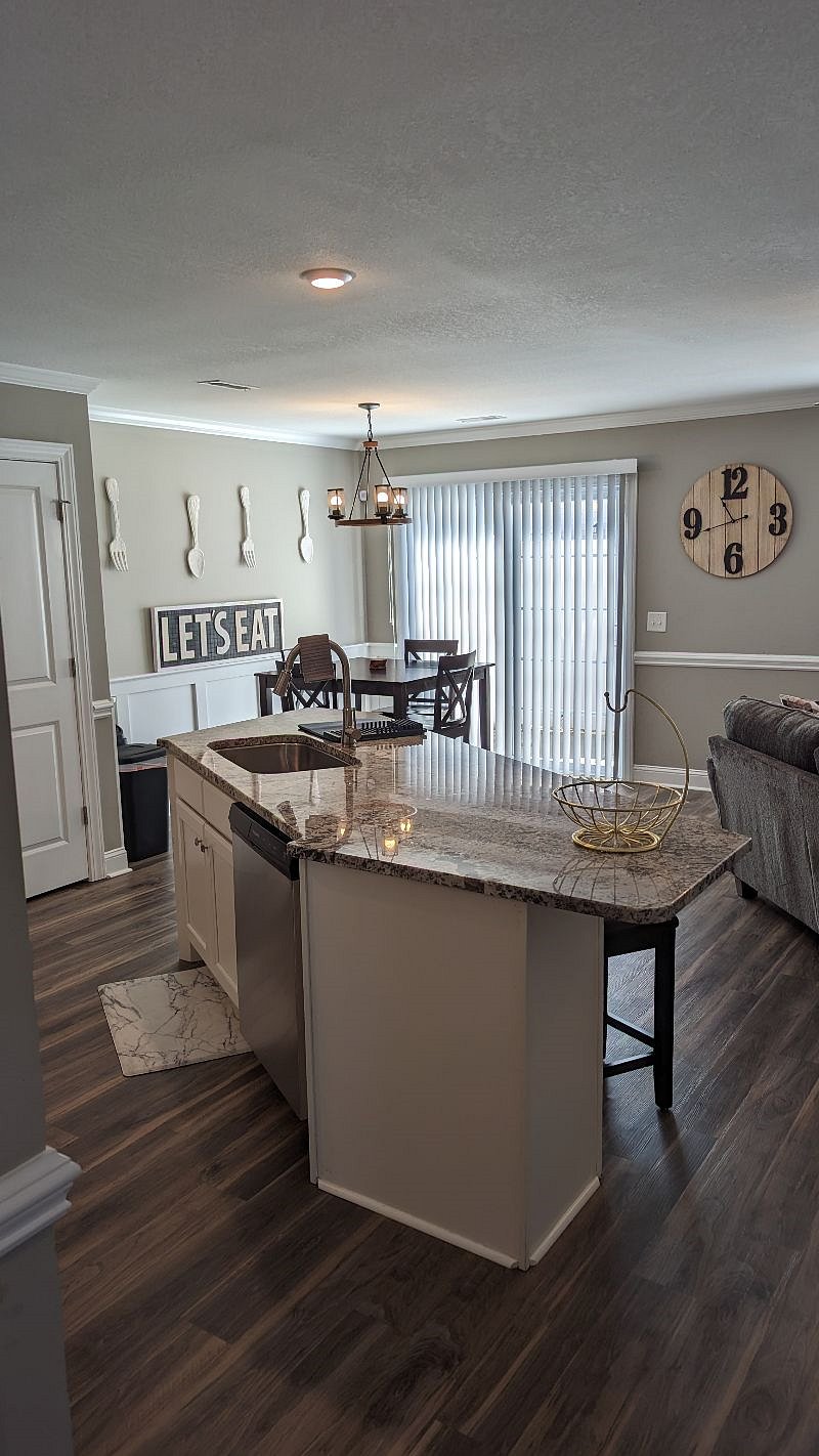 Furnished Finder property 566981_1 photo 6