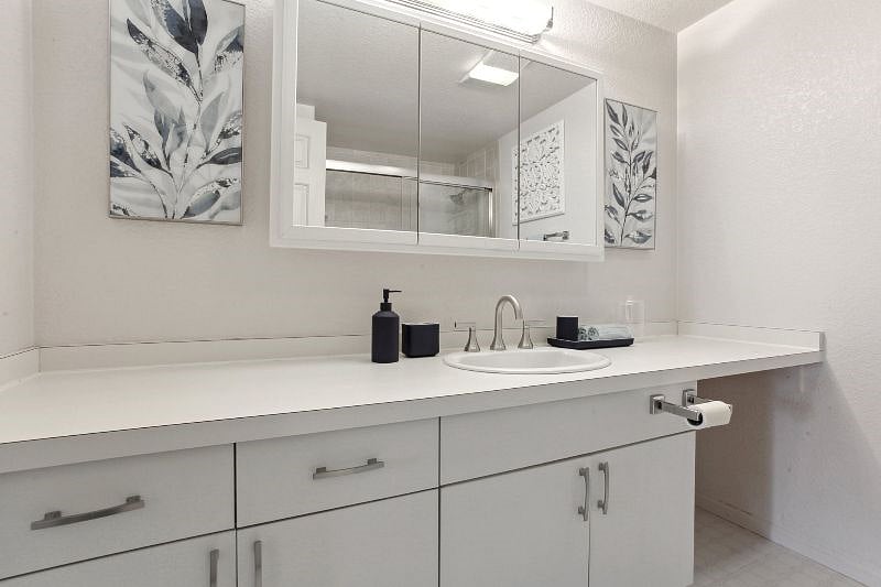 Furnished Finder property 566992_1 photo 16