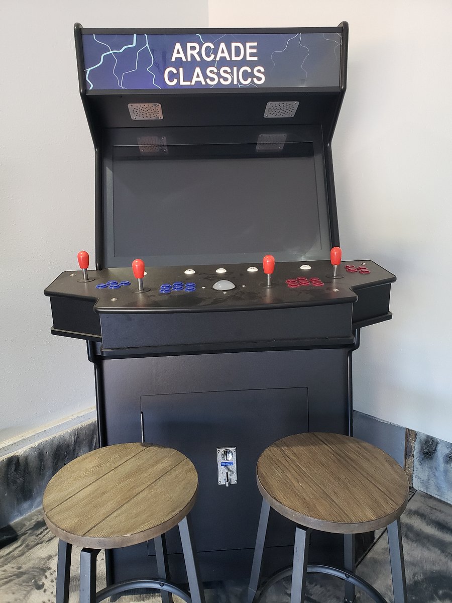 Enjoy Pac Man, Donkey Kong, Centipede, etc on your 4 person vintage arcade machine with 3000 old school games!