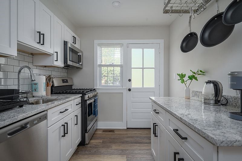 Plenty of counter space!