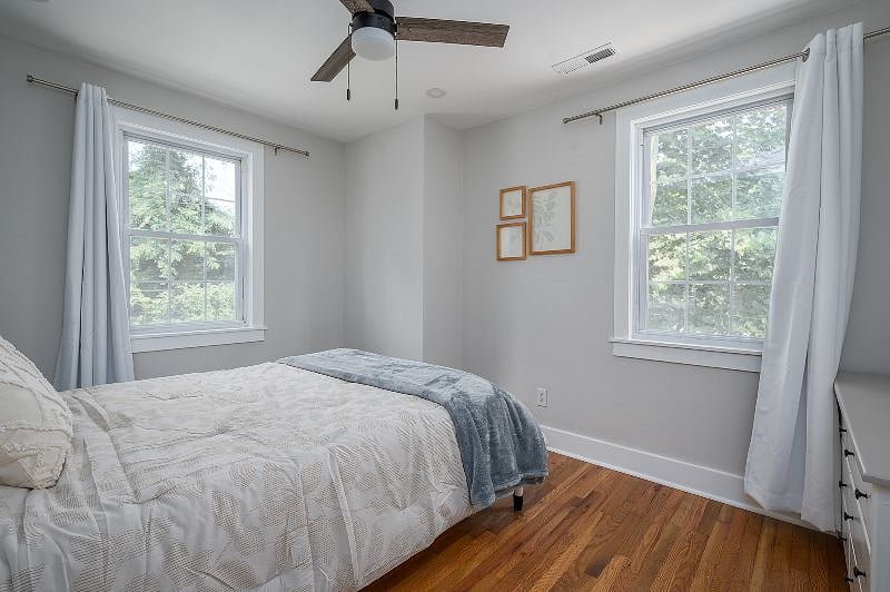Enjoy all the sunlight from being the corner house. Work during the night and sleep during the day? No problem. Use the blackout curtains to keep the room dark so you can get some sleep.