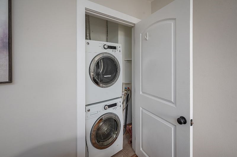 In unit washer and dryer! No need to leave the comfort of your home to do laundry.