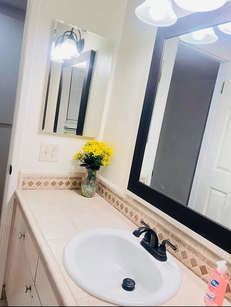 Furnished Finder property 567109_1 photo 15