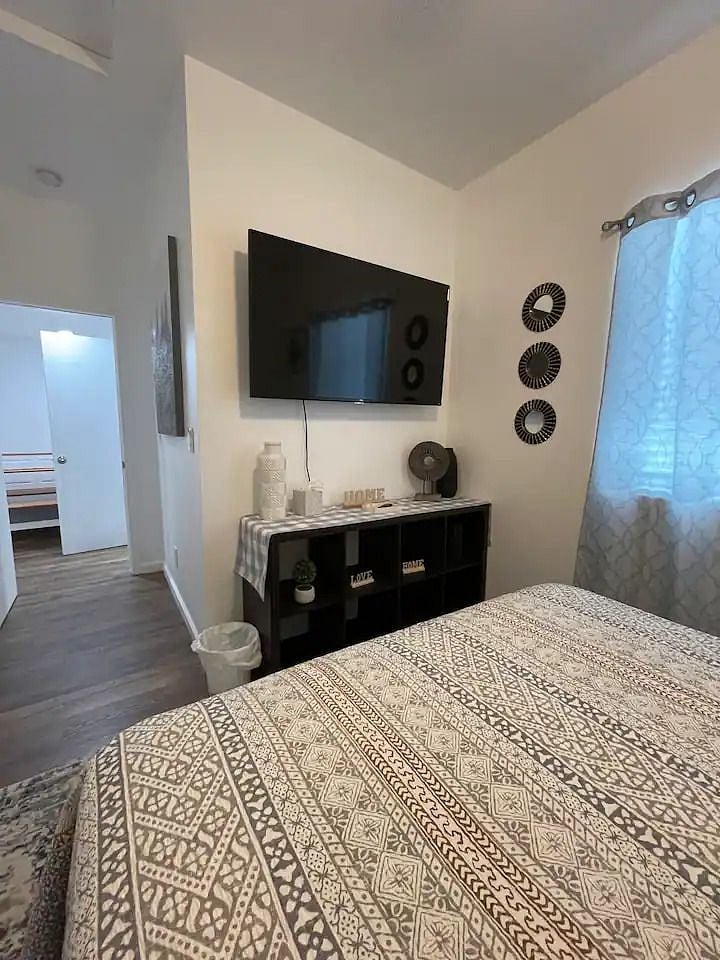 Furnished Finder property 567117_2 photo 25