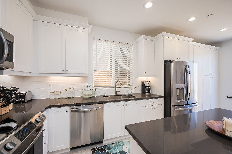 Furnished Finder property 567223_1 photo 22