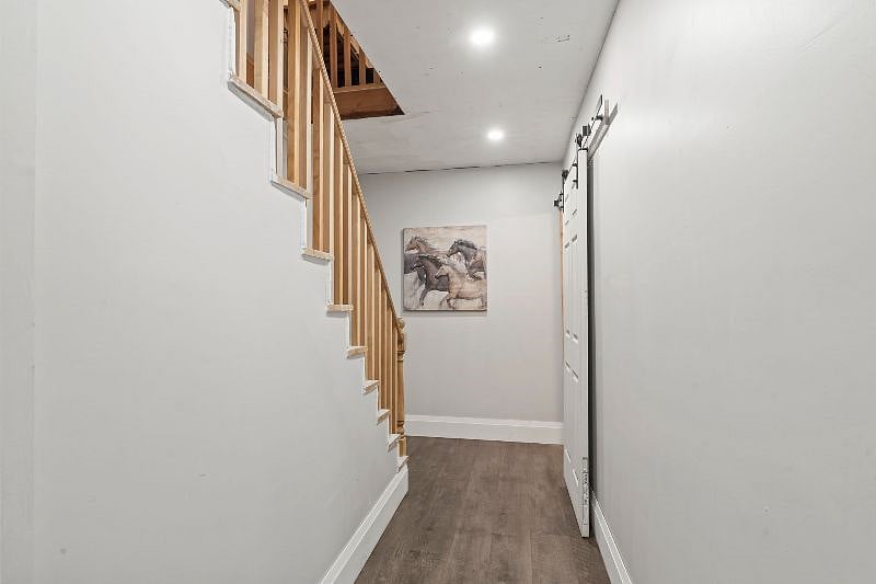 Furnished Finder property 567224_1 photo 9